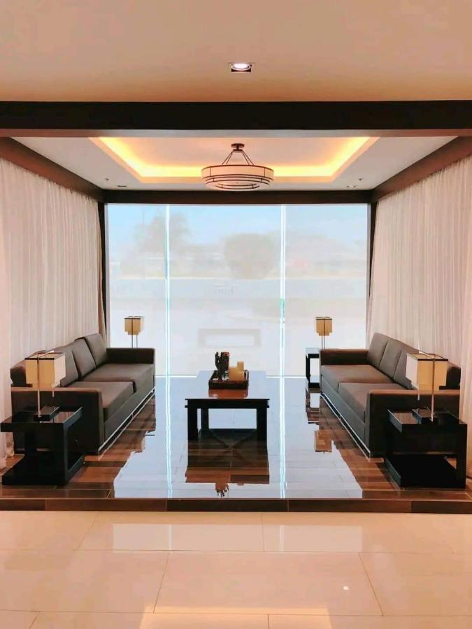 Sabina'S One Bedroom Condo At Shore Tower C Manila Dış mekan fotoğraf