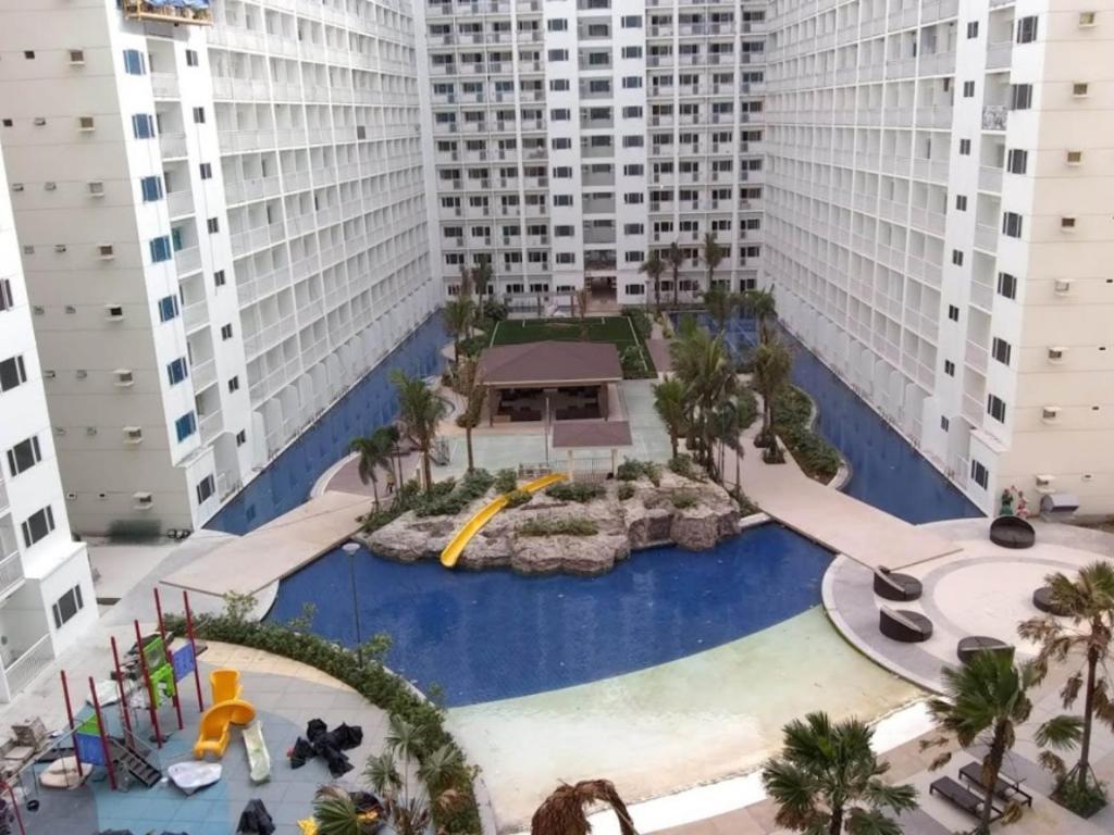 Sabina'S One Bedroom Condo At Shore Tower C Manila Dış mekan fotoğraf