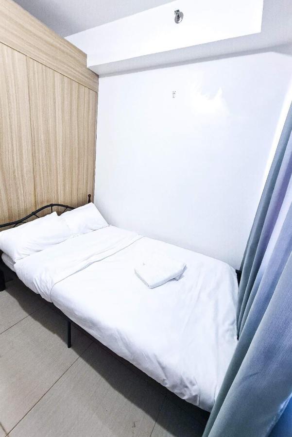Sabina'S One Bedroom Condo At Shore Tower C Manila Dış mekan fotoğraf